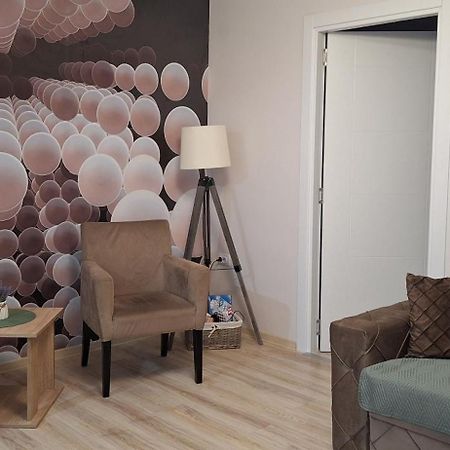 Apartman Lara Daire Subotica Dış mekan fotoğraf