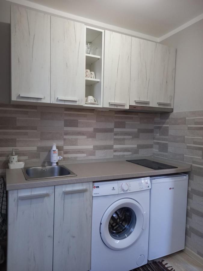 Apartman Lara Daire Subotica Dış mekan fotoğraf